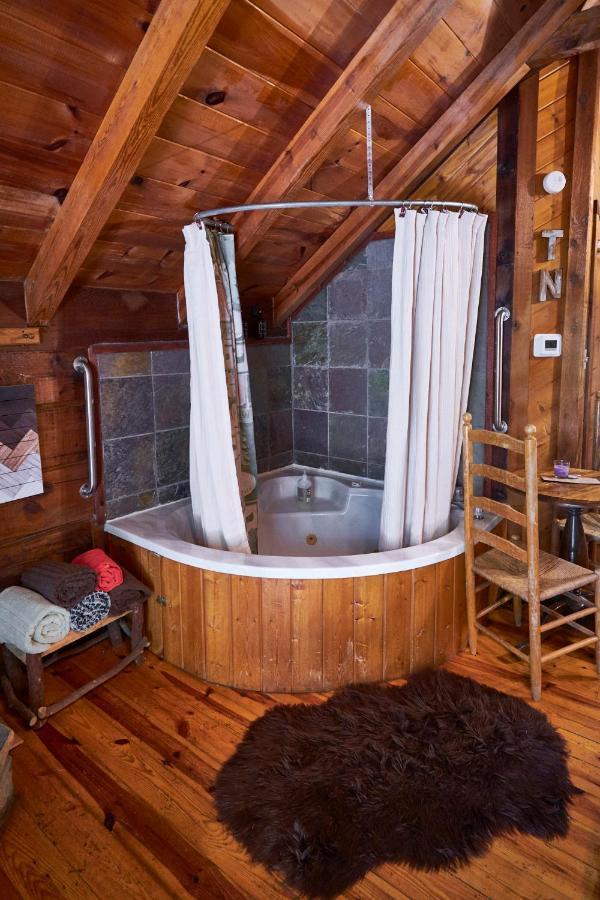 Gatlinburg Area Hottub Cabin - Ladyslipper Sevierville Esterno foto