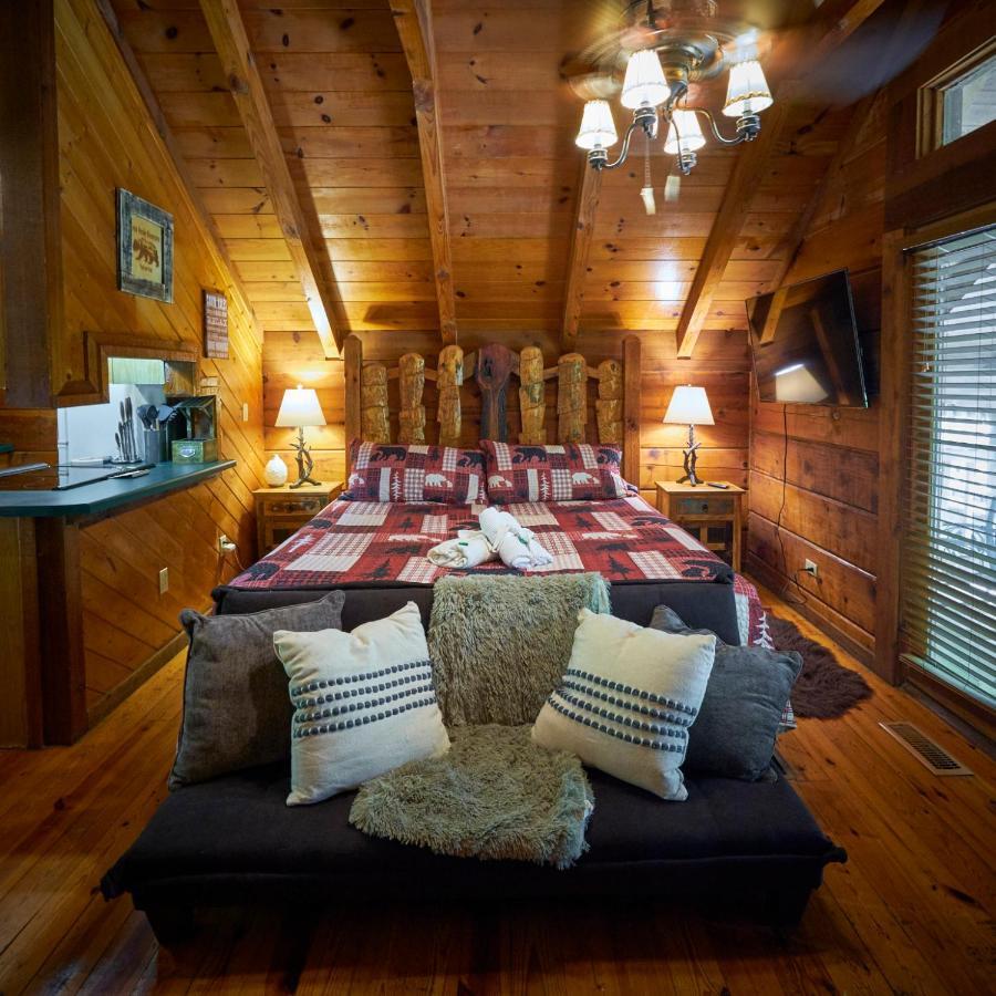 Gatlinburg Area Hottub Cabin - Ladyslipper Sevierville Esterno foto