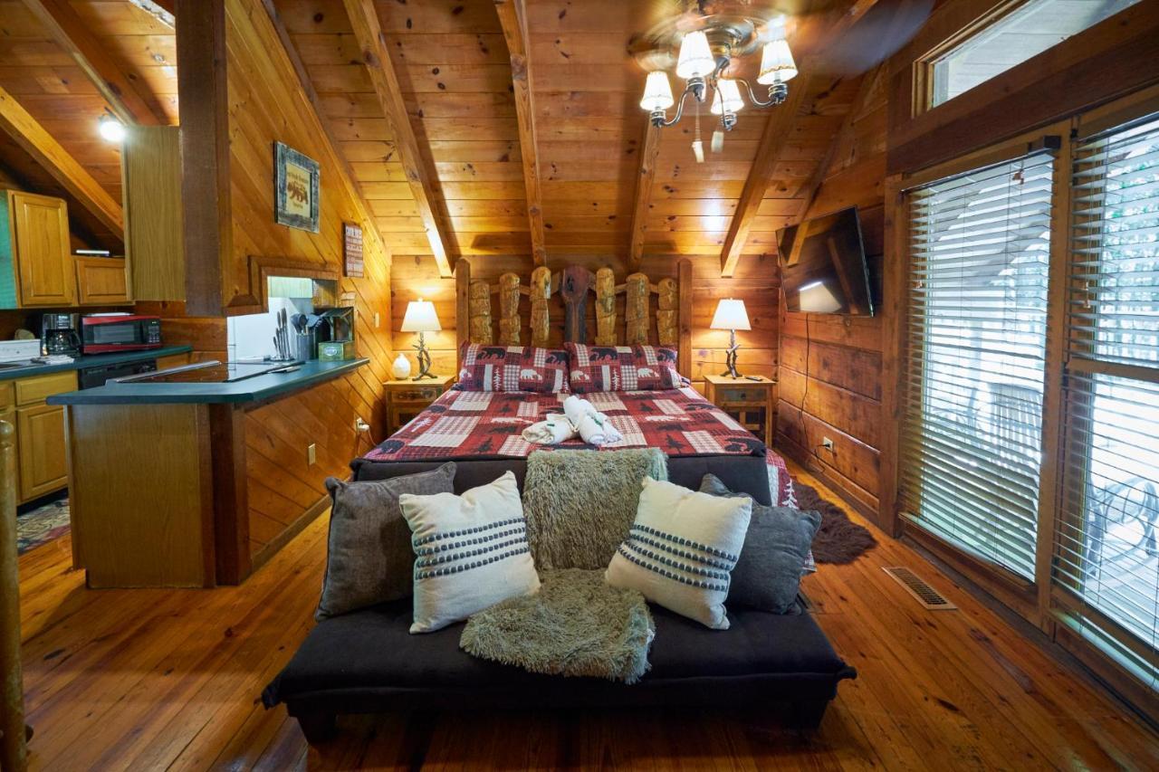 Gatlinburg Area Hottub Cabin - Ladyslipper Sevierville Esterno foto