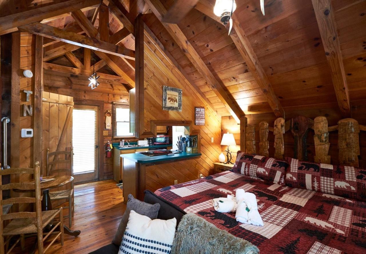 Gatlinburg Area Hottub Cabin - Ladyslipper Sevierville Esterno foto