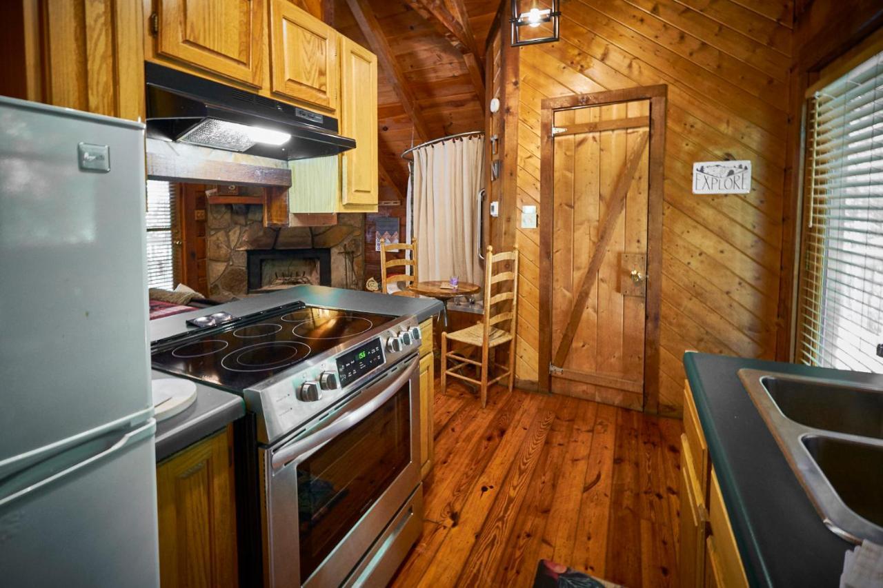 Gatlinburg Area Hottub Cabin - Ladyslipper Sevierville Esterno foto
